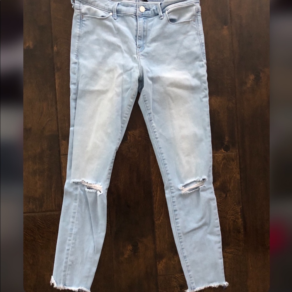 Abercrombie & Fitch Ripped Jeans